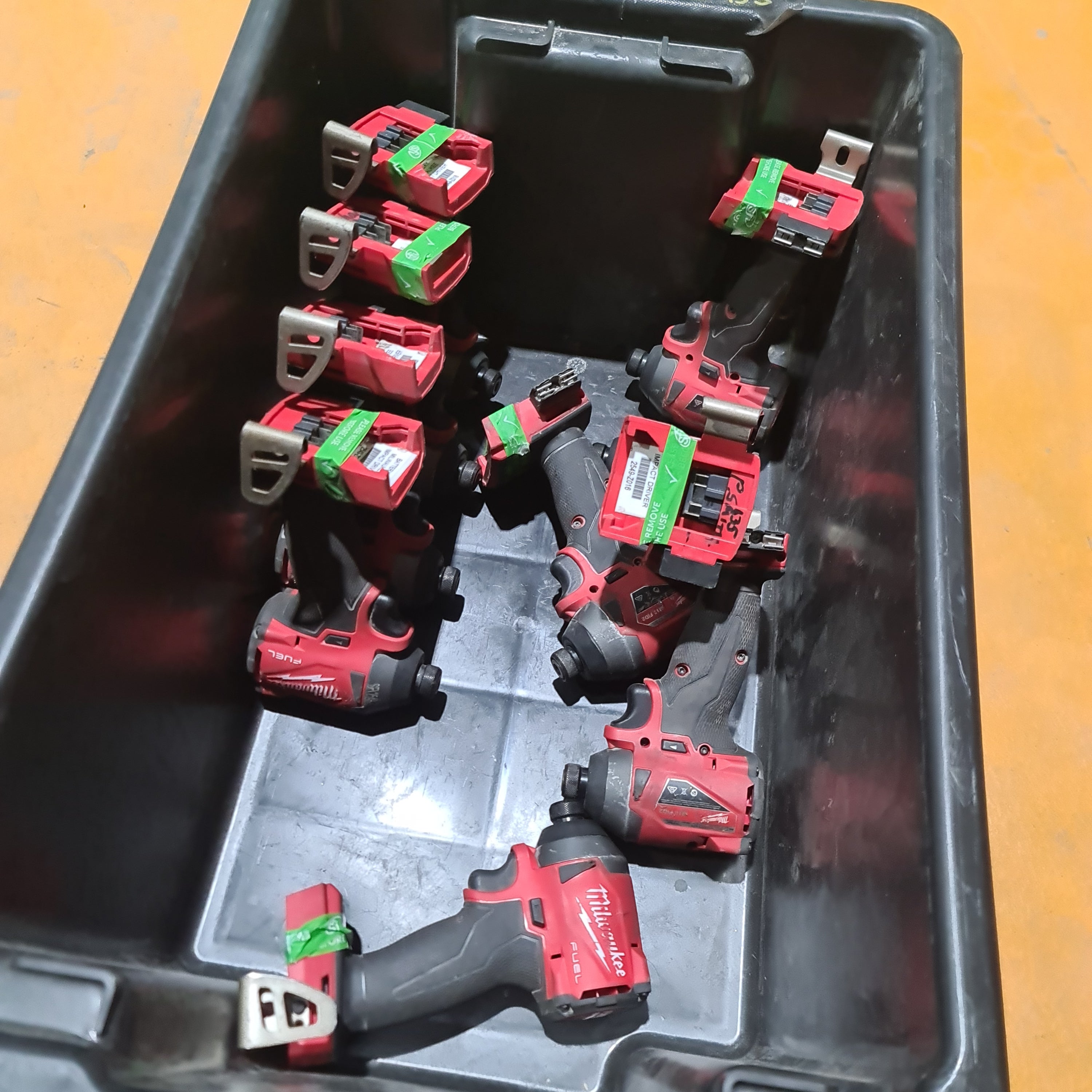 Battery Milwaukee 18V Impact Driver
