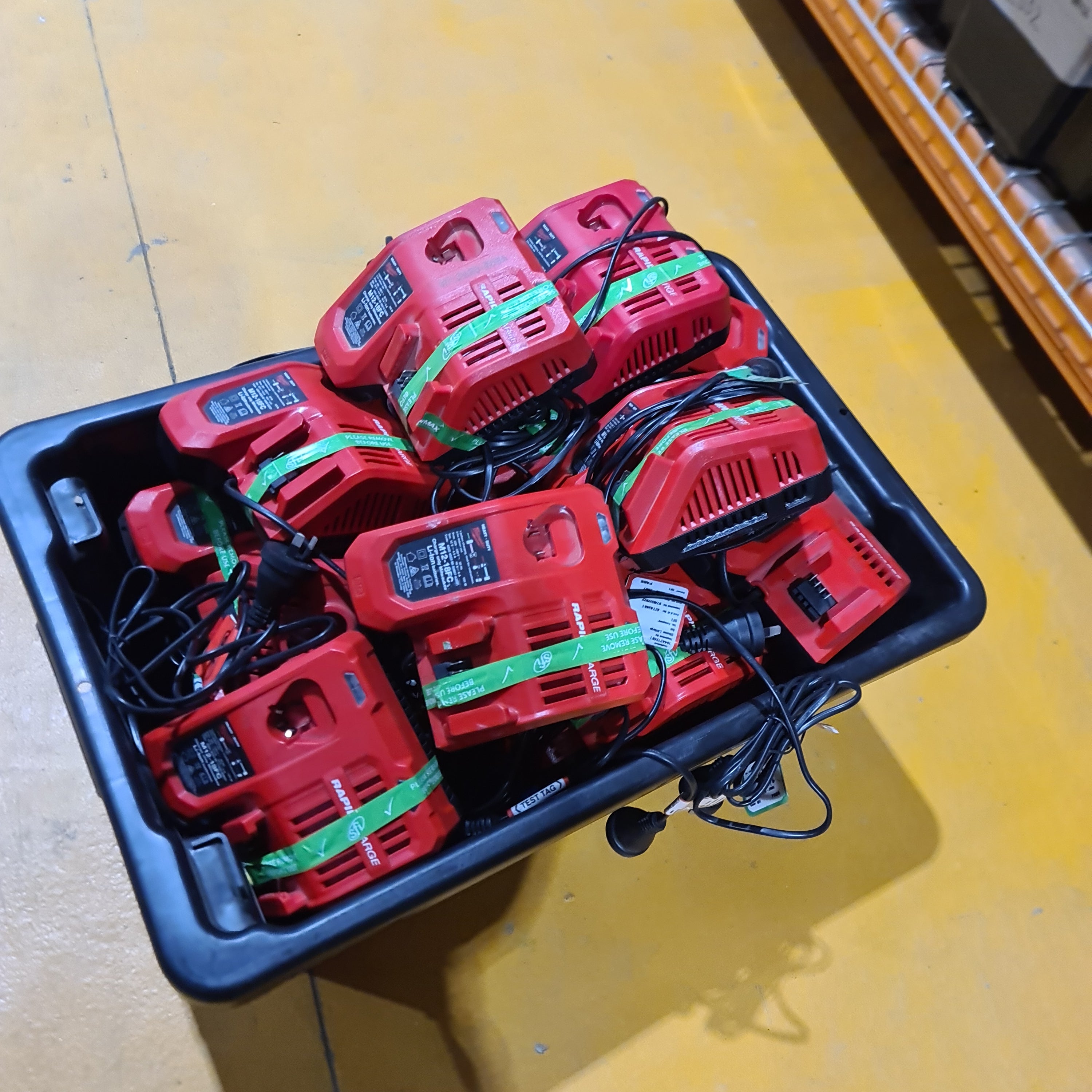 Battery Milwaukee 18V/12V Single Charger