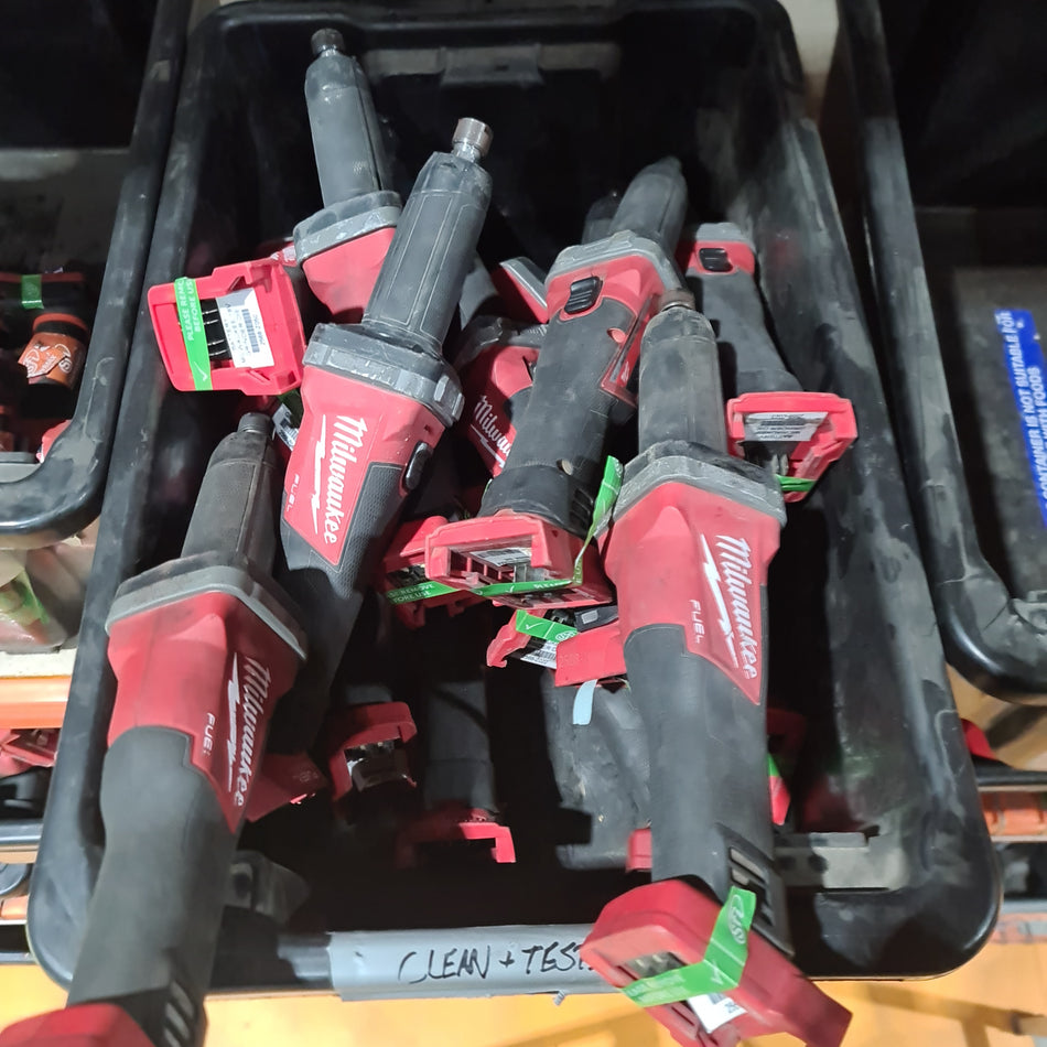 Battery Milwaukee 18V Grinder Die