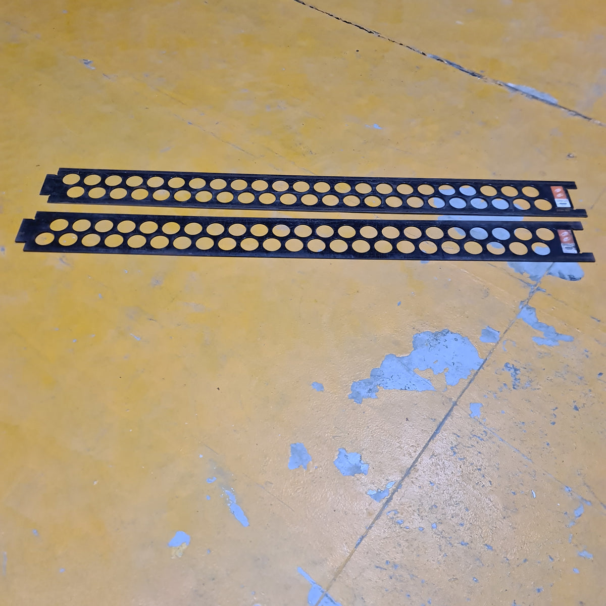 Straight Line Cutter Track